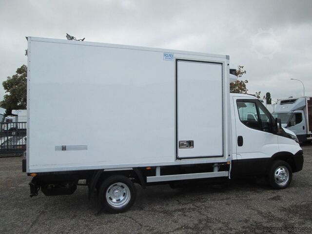 Kühltransporter IVECO 40 C14 CNG 3.0 *Maxi 2xCarrier Tiefkühler*Euro6*