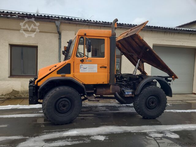 Nutzfahrzeug - Kipper Mercedes-Benz Unimog 418/10