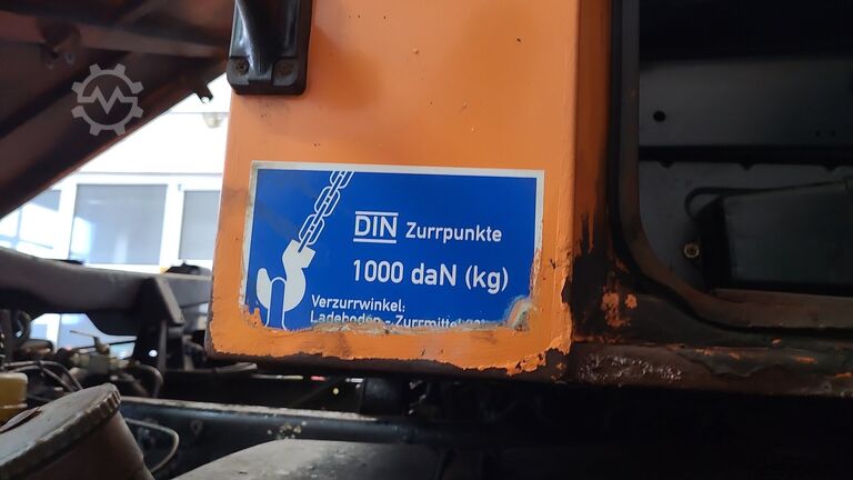 Nutzfahrzeug - Kipper Mercedes-Benz Unimog 418/10