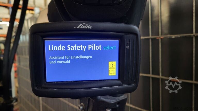 Electric 3-wheel forklift Linde E16-C-02 // Triplex // Safty Pilot // 2018