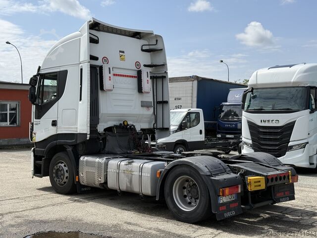 Standard tractor unit Iveco STRALIS 480