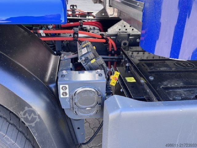 Box truck DAF XB190 FA Electric, 18t Plywood Koffer, LBW,