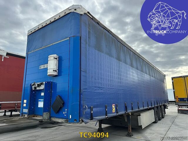 Sliding tarpaulins Schmitz Cargobull 