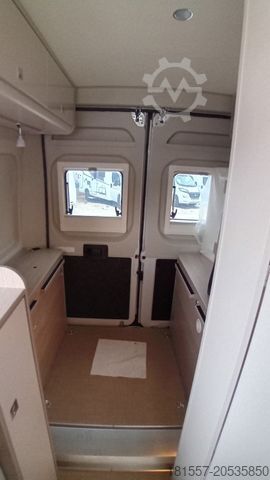 Kastenwagen Wohnmobil / Campervan BÜRSTNER Campeo 4x4 C 540 4 x 4, Schlafdach, Offroad-Pak.