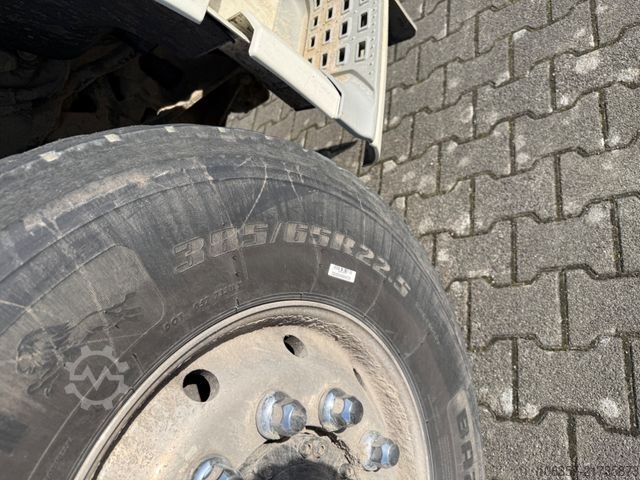 Standard tractor unit DAF XF 530 FT 4x4 Hydrodrive, Hydraulik, Retarder