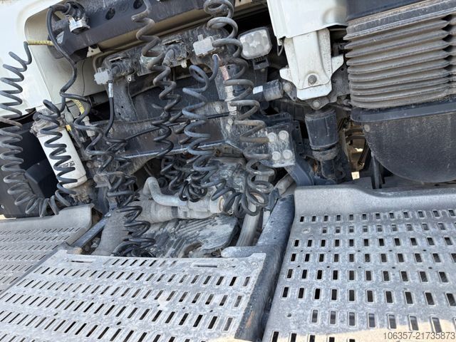 Standard tractor unit DAF XF 530 FT 4x4 Hydrodrive, Hydraulik, Retarder