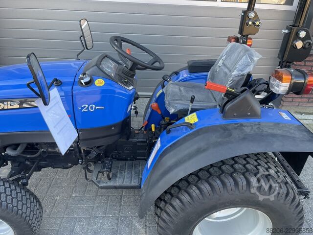 Solis 20 mini tractor NEW (18.5 HP Mitsubishi) incl. turf tires SOLIS 20 minitractor NIEUW (18.5 PK mitsubishi) incl gazonbanden