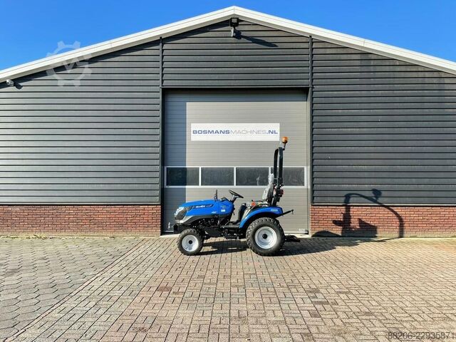 Solis 26 HST compact tractor NEW, multi-purpose tires – 5-year warranty SOLIS 26 HST minitractor NIEUW multi-use banden - 5 jaar garantie