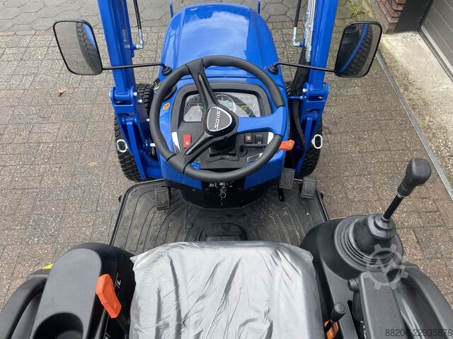 Solis 26 HST mini tractor NEW with front loader €245 LEASE SOLIS 26 HST minitractor NIEUW met frontlader €245 LEASE