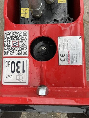 Promove XP200 demolition hammer for mini excavator 3.5 / 5 t used PROMOVE XP200 sloophamer voor minigraver 3.5 / 5 T gebruikt
