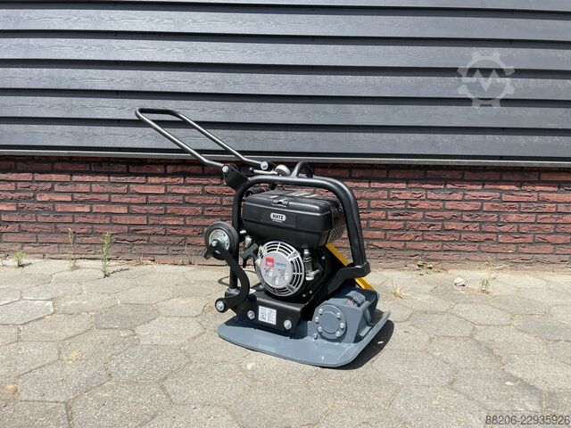 Giant GP2155D compaction plate NEW GIANT GP2155D trilplaat NIEUW
