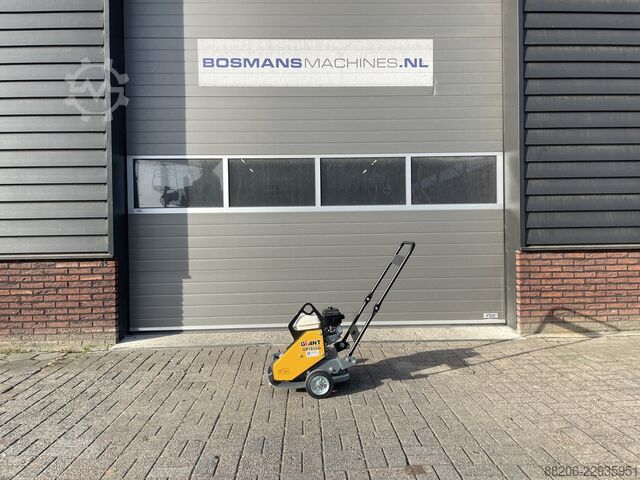 Giant GP1950G compaction plate NEW GIANT GP1950G trilplaat NIEUW