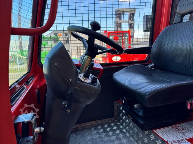 Side loader forklift Combilift C5000SL // Mast with free lift