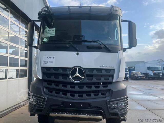 Chassis with cab Mercedes-Benz Arocs 1736 AK 4x4 Chassis Cabin