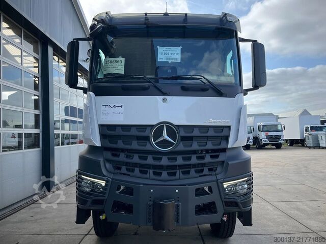 Heavy load Mercedes-Benz Arocs 4058 AS 6x6 Tractor Head 180T Push Pull E...