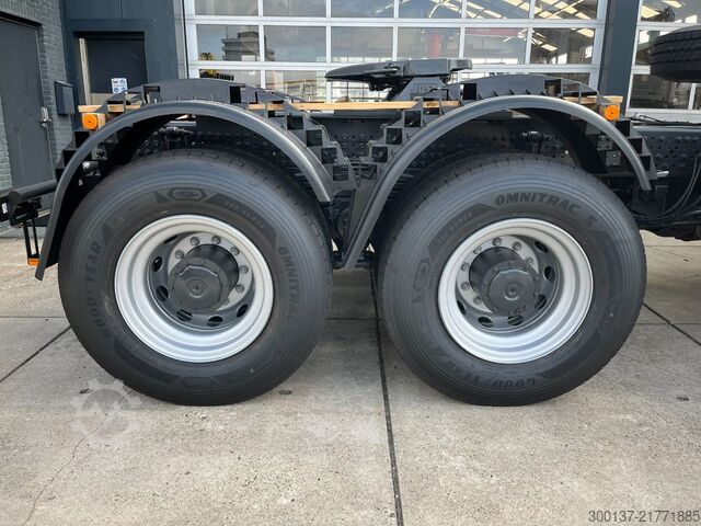 Heavy load Mercedes-Benz Arocs 4058 AS 6x6 Tractor Head 180T Push Pull E...