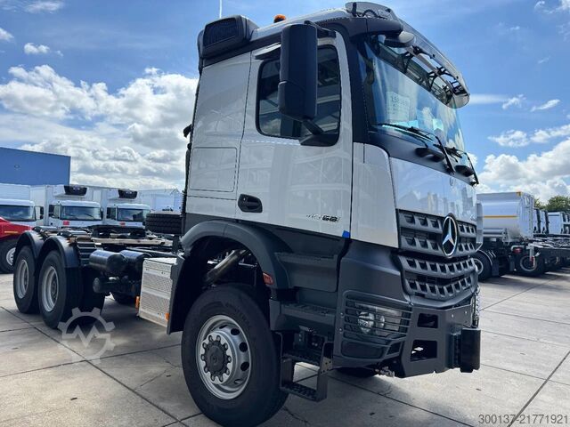 Heavy load Mercedes-Benz Arocs 4058 AS 6x6 Tractor Head 180T Push Pull E...