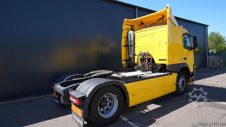 Standard-SZM Volvo FM 330 tractor unit