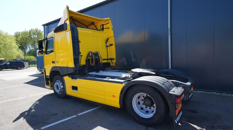 Standard-SZM Volvo FM 330 tractor unit