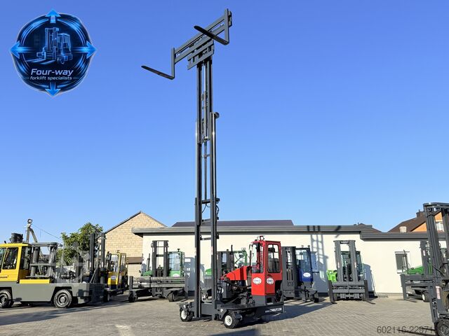 4-way forklift Combilift C4500 GAS TRIPLEX 8400 WIDE POSITIONER