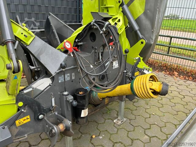 CLAAS Disco 9300 Direct Swather CLAAS Disco 9300 Direct Swather