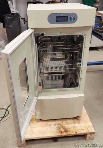 Refrigerated Incubator SciQuip ZXSD-B1090