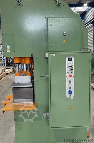 Hydraulic press Hans Schoen SHC 40