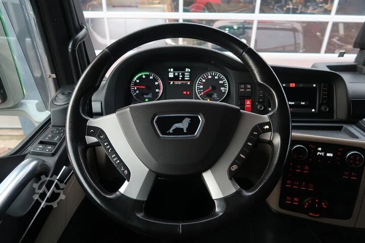 Standard-SZM MAN TGX TGX 33.640 6X4 /RETARDER/ HYDRAULIK/ ALCOA'...