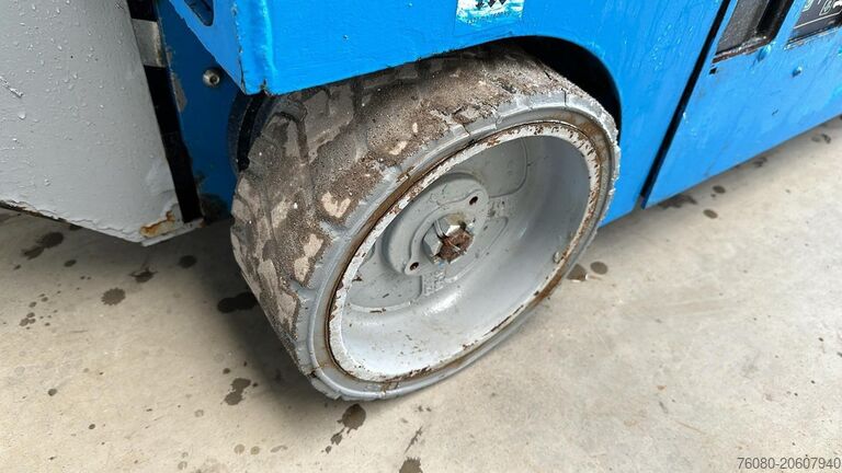 Aerial platform Genie GS1932 (8 meter)