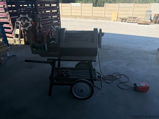 Male thread cutting machine ridgid 1224