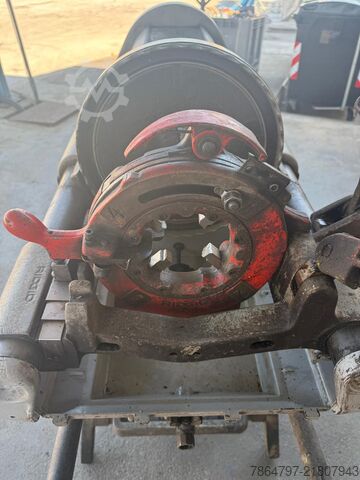 Male thread cutting machine ridgid 1224