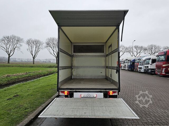 Suitcase MERCEDES-BENZ SPRINTER 316 Bakwagen Laadklep!