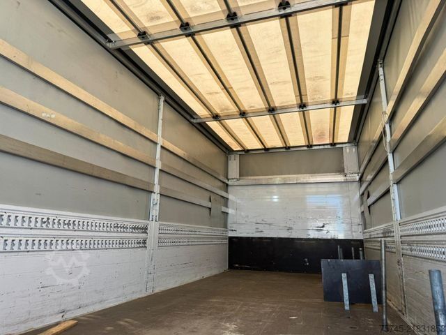 Flatbed truck with tarp MERCEDES-BENZ ATEGO 818 * * LBW * AUTOMATIK * 8.600 KG *