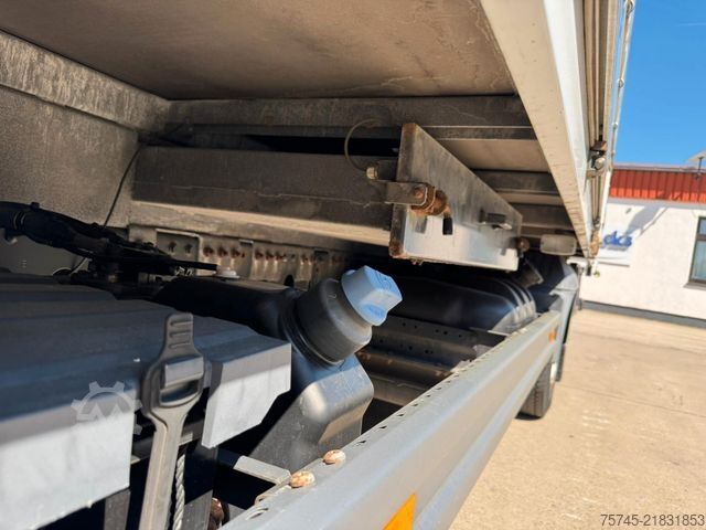 Flatbed truck with tarp MERCEDES-BENZ ATEGO 818 *  * LBW * AUTOMATIK * 8.600 KG *