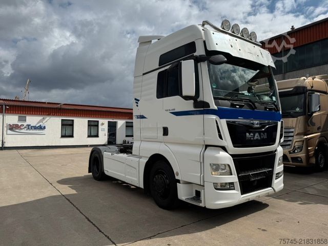 Standard tractor unit MAN TGX  18.480 XXL * STANDKLIMA * VOLLVERKLEIDUNG *