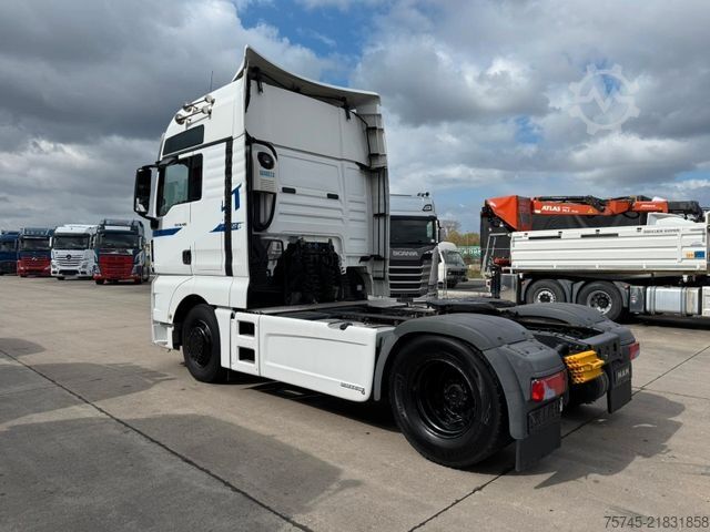 Standard tractor unit MAN TGX  18.480 XXL * STANDKLIMA * VOLLVERKLEIDUNG *