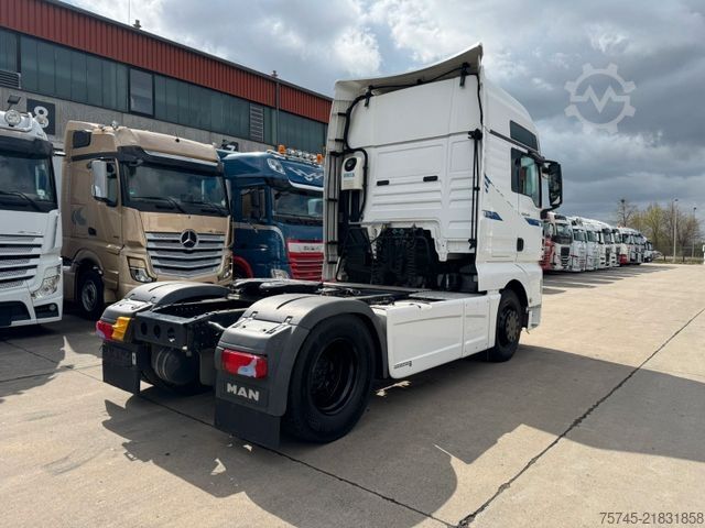 Standard tractor unit MAN TGX  18.480 XXL * STANDKLIMA * VOLLVERKLEIDUNG *