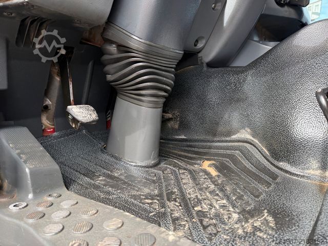Abrollkipper MERCEDES-BENZ 4144 Actros MP2 Abrollkipper 8x8 Singlebereifung