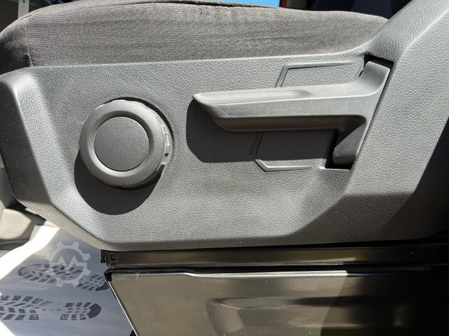 High top van VW Crafter Kasten Kasten 35 lang Hochdach FWD