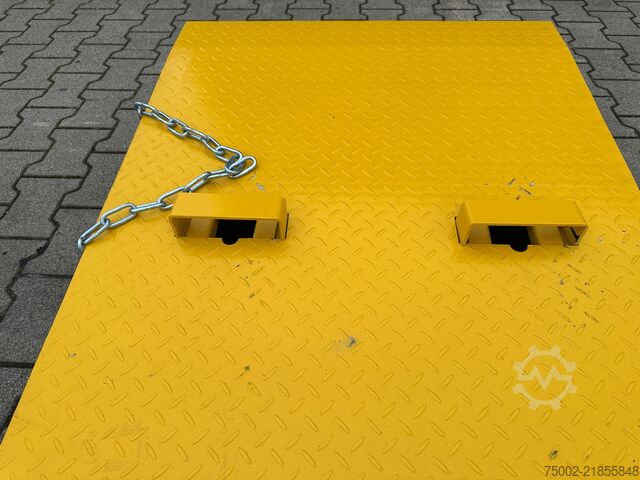 Container Onbekend ramp 1m wide / 2,500kg