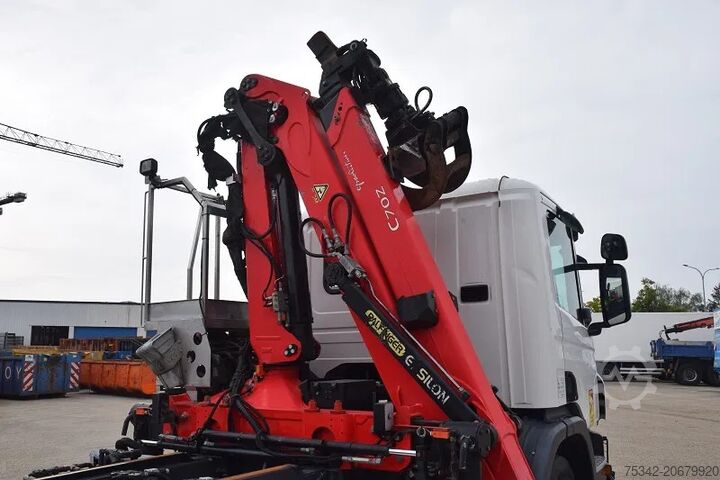 Crane truck Scania P280