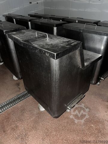 Chuted tote bins / Vemags / Normwagen  