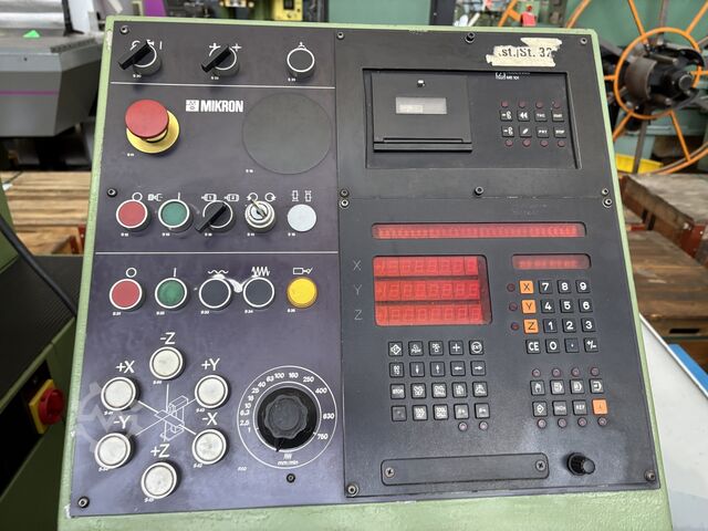 Universal milling machine MIKRON WF 3 DP