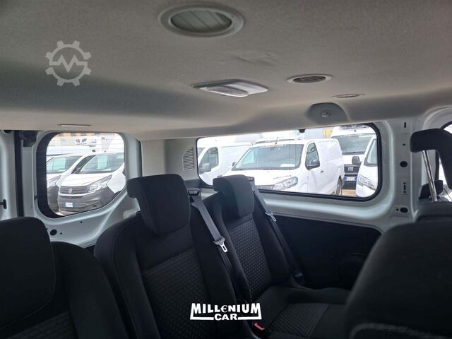 Panel van Ford FORD CUSTOM 9 POSTI 2021 KM 89000