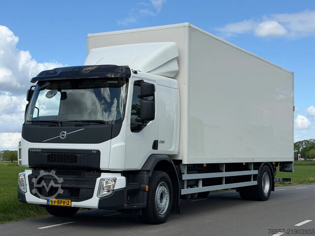 Suitcase Volvo FE FEB3C