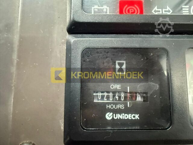 GelÀndestapler Manitou MC 70 T