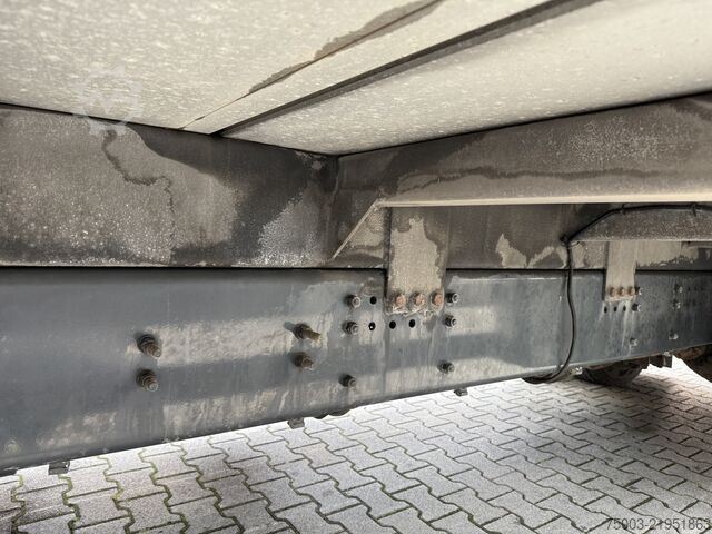 Truck mounted crane Scania P410 4X2 Palfinger PK 13001