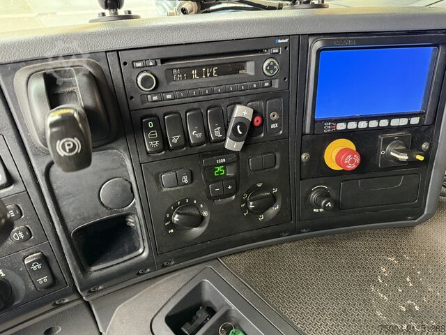 Truck chassis Scania P280 6X2*4