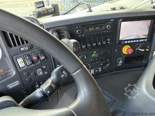 Truck chassis Scania P280 6X2*4