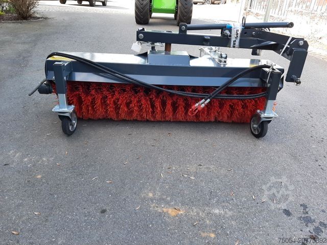 Landmaschine Kehrmaschine